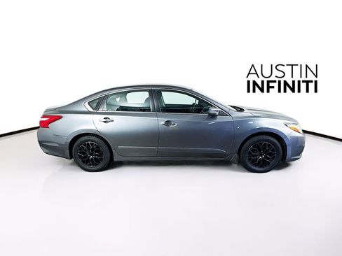 Used 2016 Nissan Altima 2.5 S w/ Power Driver Seat Package image 9