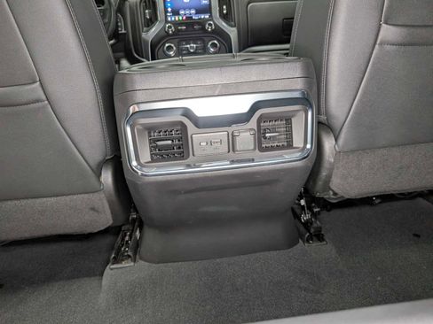 Certified 2022 GMC Sierra 1500 SLT w/ SLT Premium Package AWD/4WD image 23