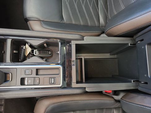 Used 2023 Nissan Pathfinder Platinum FWD image 35