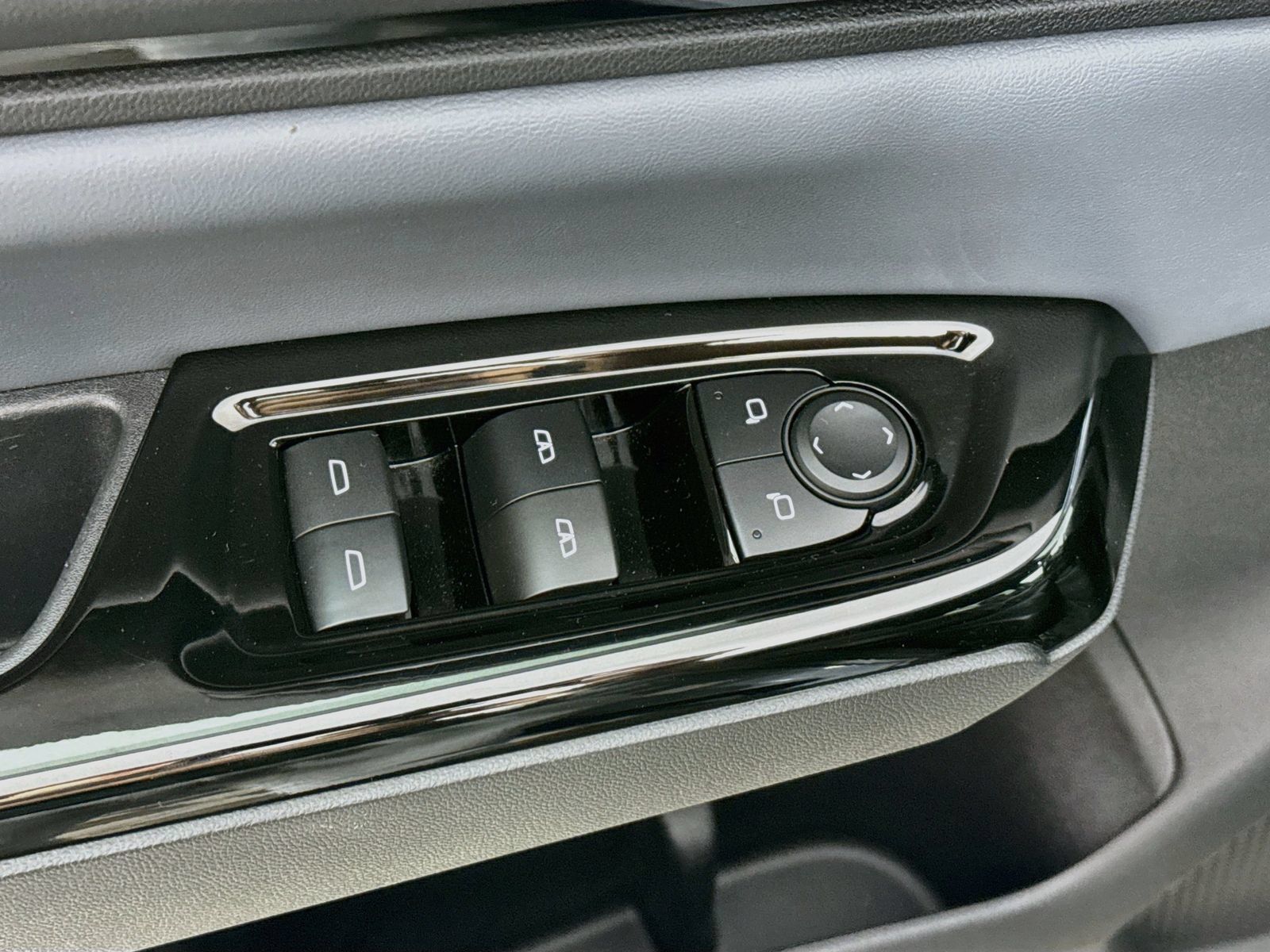 Used 2024 Honda Prologue Touring image 18