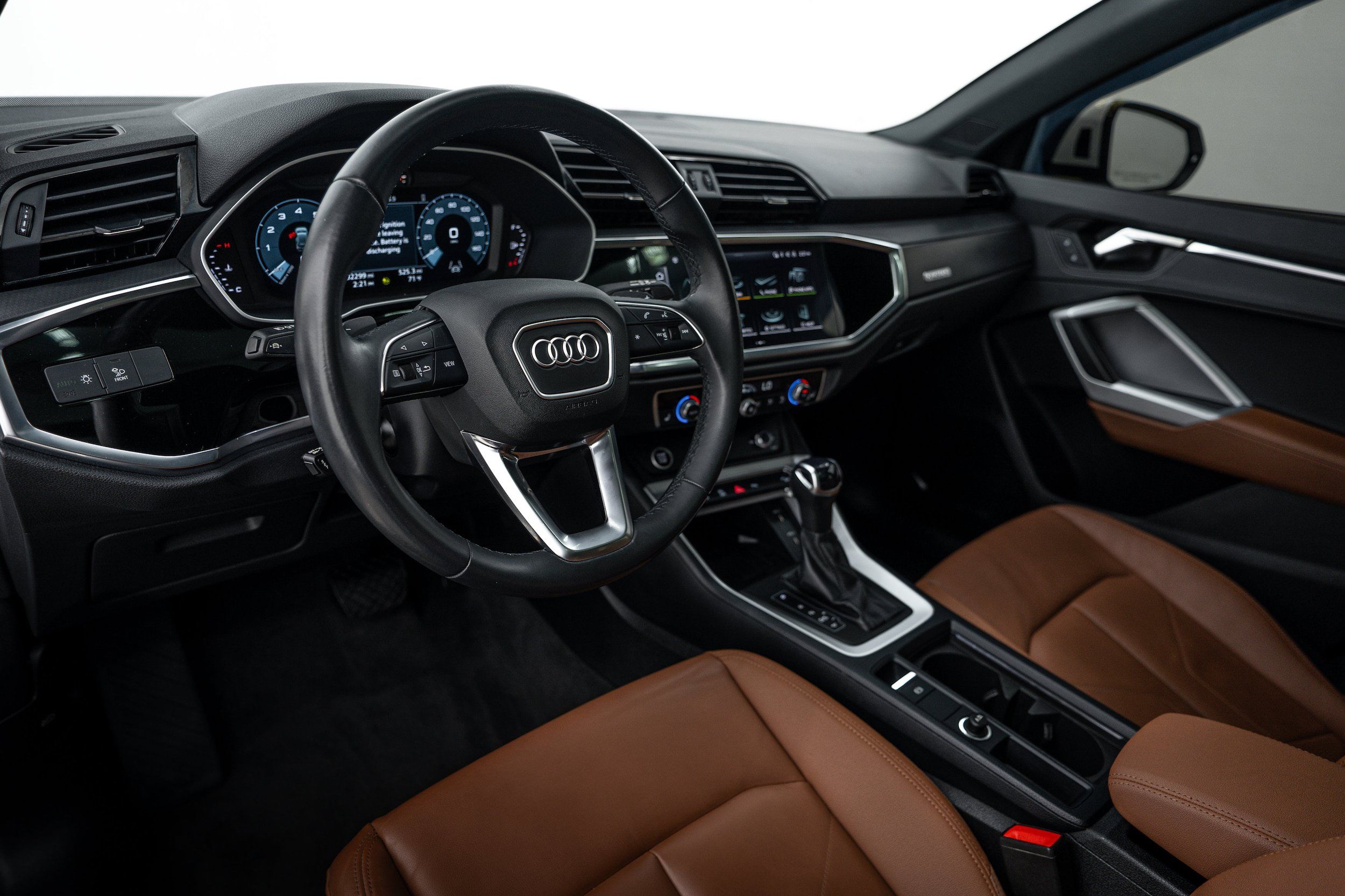 Used 2024 Audi Q3 2.0T Premium Plus AWD/4WD image 8