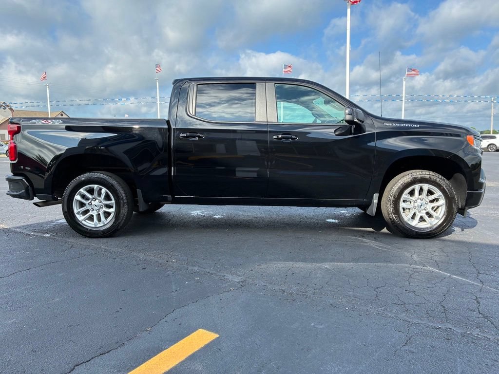 Used 2026 Chevrolet Silverado 1500 RST AWD/4WD image 3