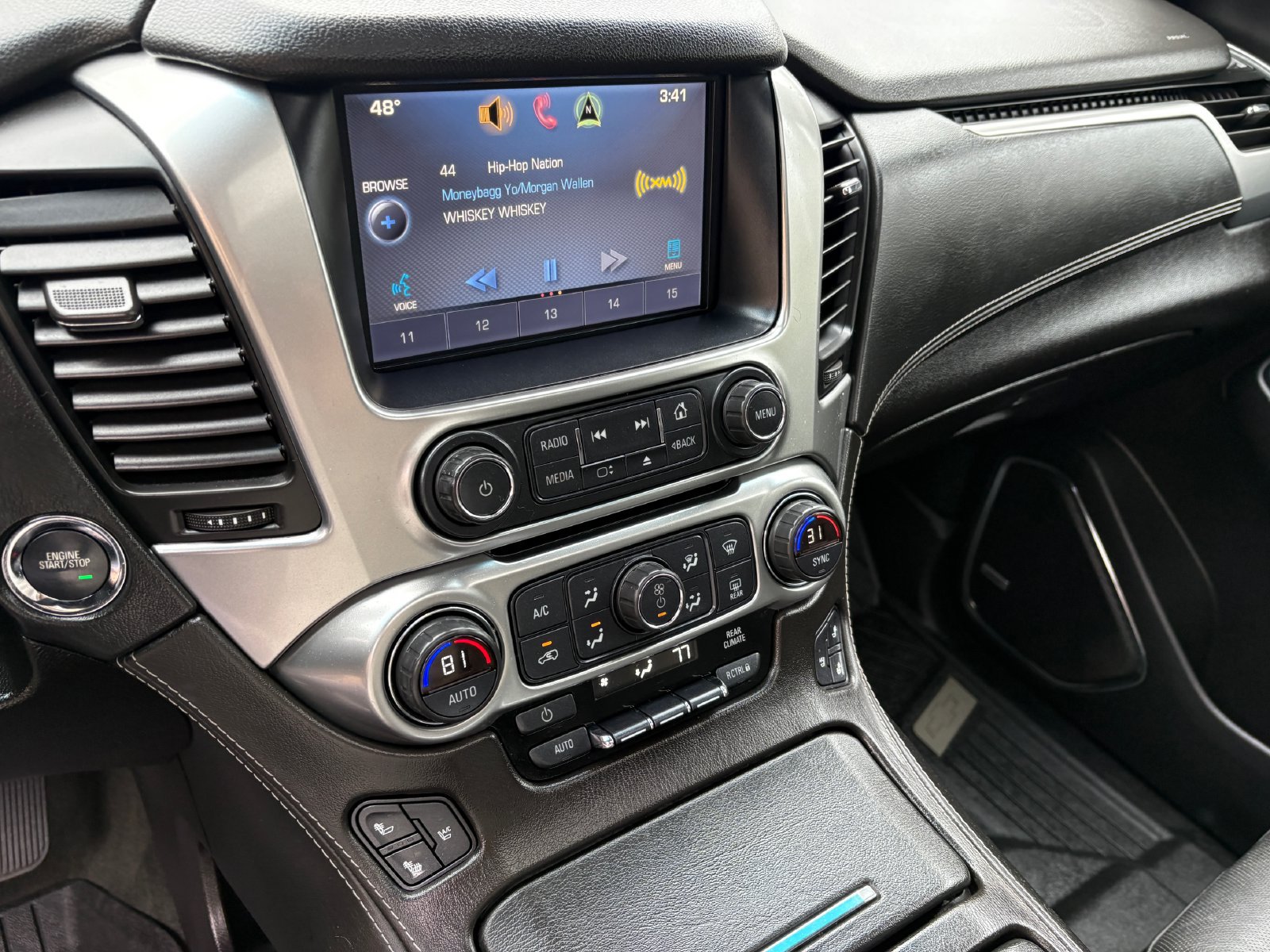 Used 2015 Chevrolet Suburban LTZ AWD/4WD image 35