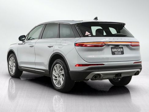 Used 2025 Lincoln Corsair AWD w/ Towing Package image 4