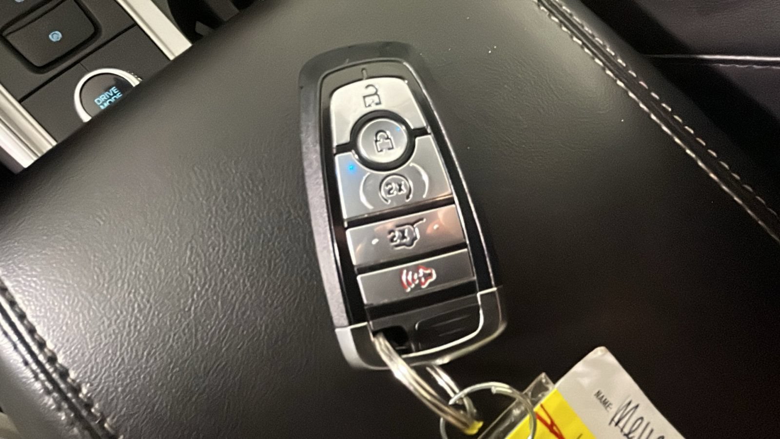 Used 2022 Ford Explorer XLT AWD/4WD image 24
