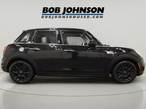 Used 2019 MINI Cooper S image 4