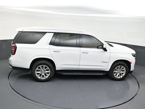 Used 2022 Chevrolet Tahoe Premier RWD image 14