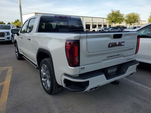 Used 2024 GMC Sierra 1500 Denali w/ Denali Reserve Package AWD/4WD image 3