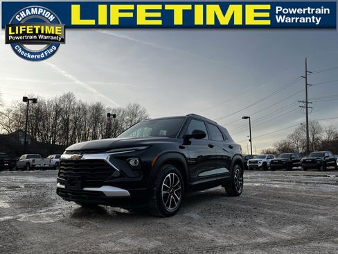 Certified 2025 Chevrolet TrailBlazer LT image 3