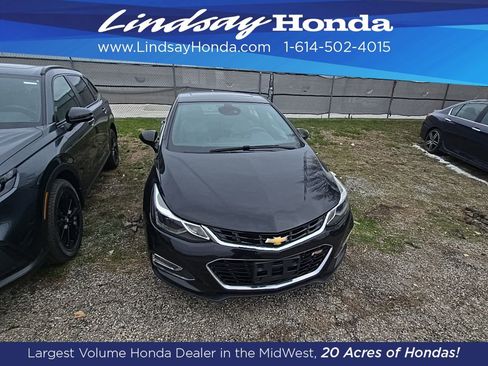 Used 2018 Chevrolet Cruze Premier image 8