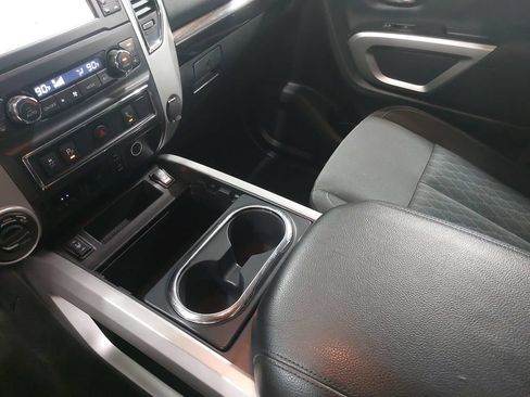 Used 2017 Nissan Titan SV AWD/4WD image 66