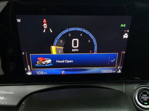 Used 2025 Chevrolet Trax ACTIV w/ Driver Confidence Package FWD image 15