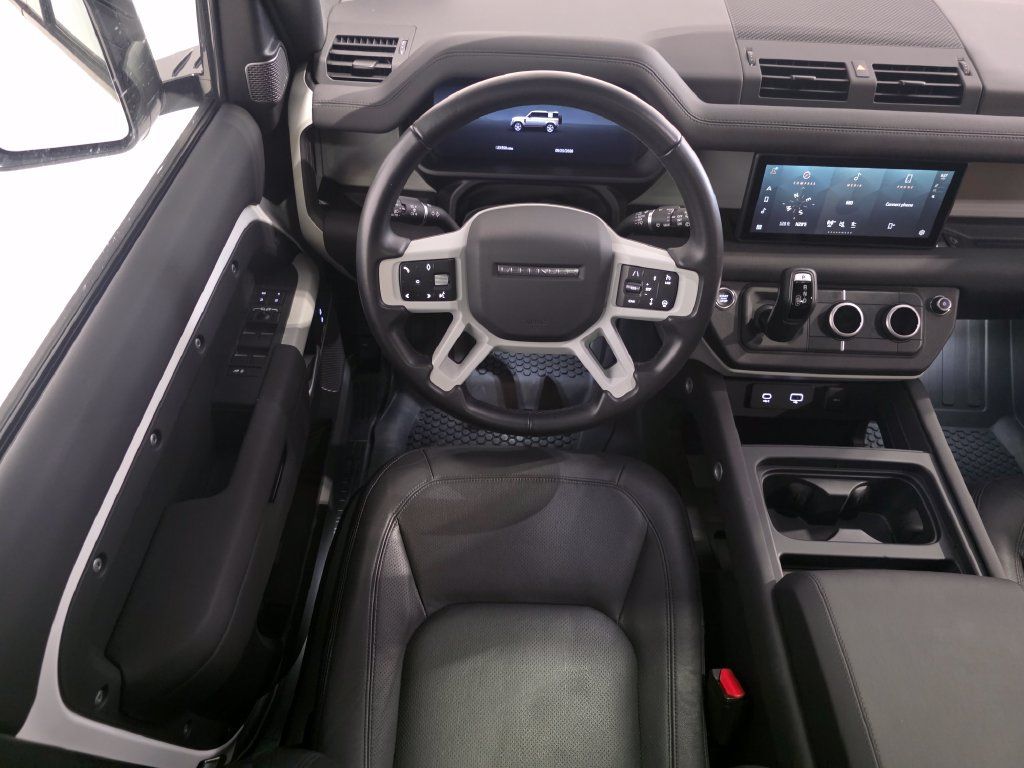 Certified 2024 Land Rover Defender 110 S AWD/4WD image 15