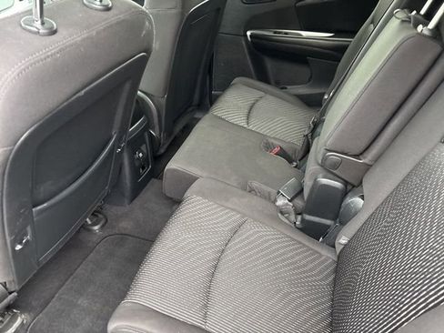 Used 2014 Dodge Journey Limited image 29