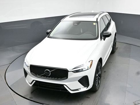 New 2026 Volvo XC60 B5 Core w/ Climate Package image 45