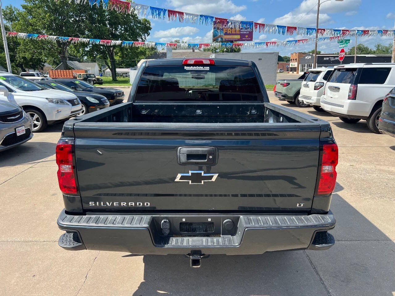 Used 2018 Chevrolet Silverado 1500 LT w/ All Star Edition AWD/4WD image 6