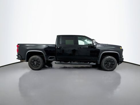 Used 2024 Chevrolet Silverado 3500 LTZ w/ LTZ Plus Package AWD/4WD image 8