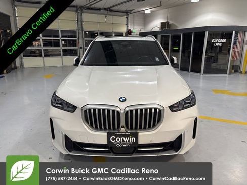 Used 2024 BMW X5 xDrive40i AWD/4WD image 2