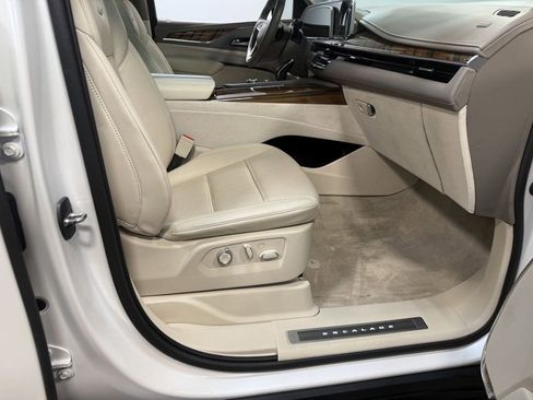 Used 2021 Cadillac Escalade ESV Sport Platinum image 60