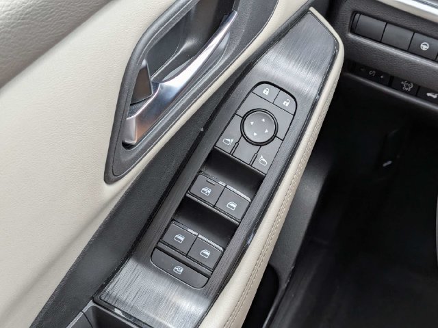 Used 2025 Nissan Rogue SV FWD image 19