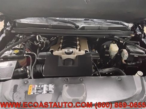 Used 2020 Cadillac Escalade ESV Luxury AWD/4WD image 9