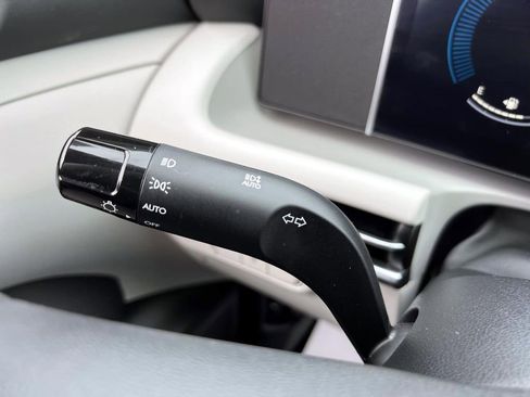 Certified 2025 Hyundai Tucson SE image 30