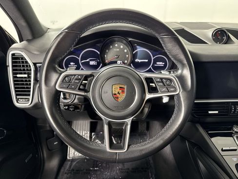 Certified 2020 Porsche Cayenne AWD/4WD image 35