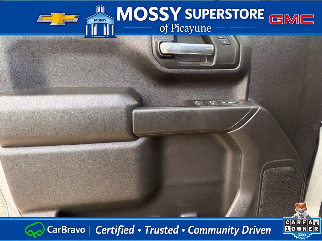 Certified 2023 Chevrolet Silverado 1500 Custom Trail Boss w/ LPO, Dark Essentials Package AWD/4WD image 13