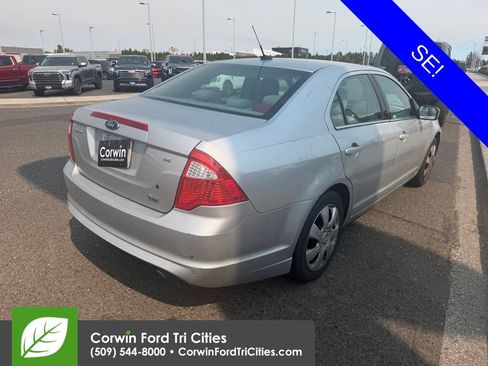 Used 2010 Ford Fusion SE FWD image 6