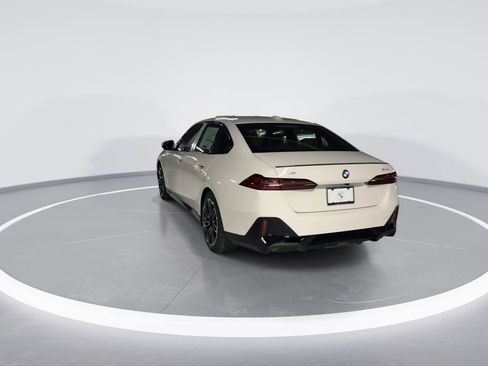 New 2026 BMW 540i xDrive w/ M Sport Package image 6
