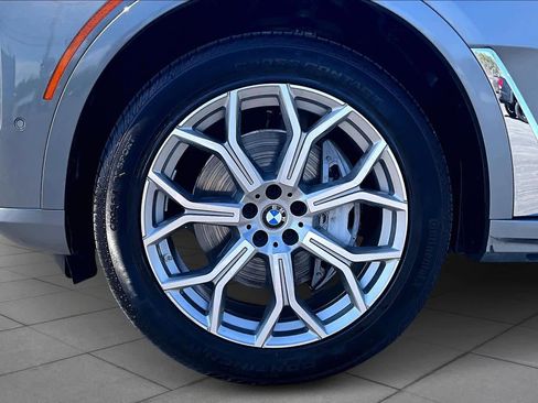 Certified 2024 BMW X7 xDrive40i AWD/4WD image 11