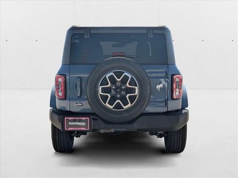 New 2025 Ford Bronco Outer Banks image 8