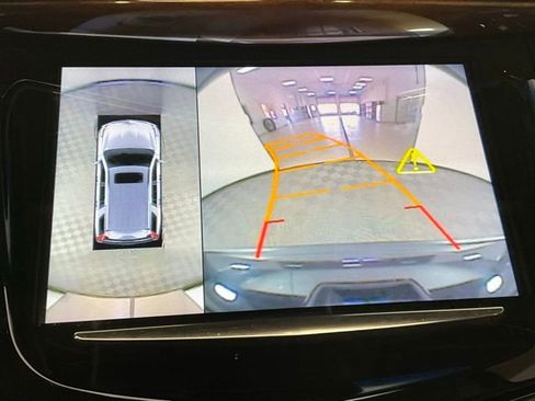 Used 2015 Cadillac Escalade Premium image 9