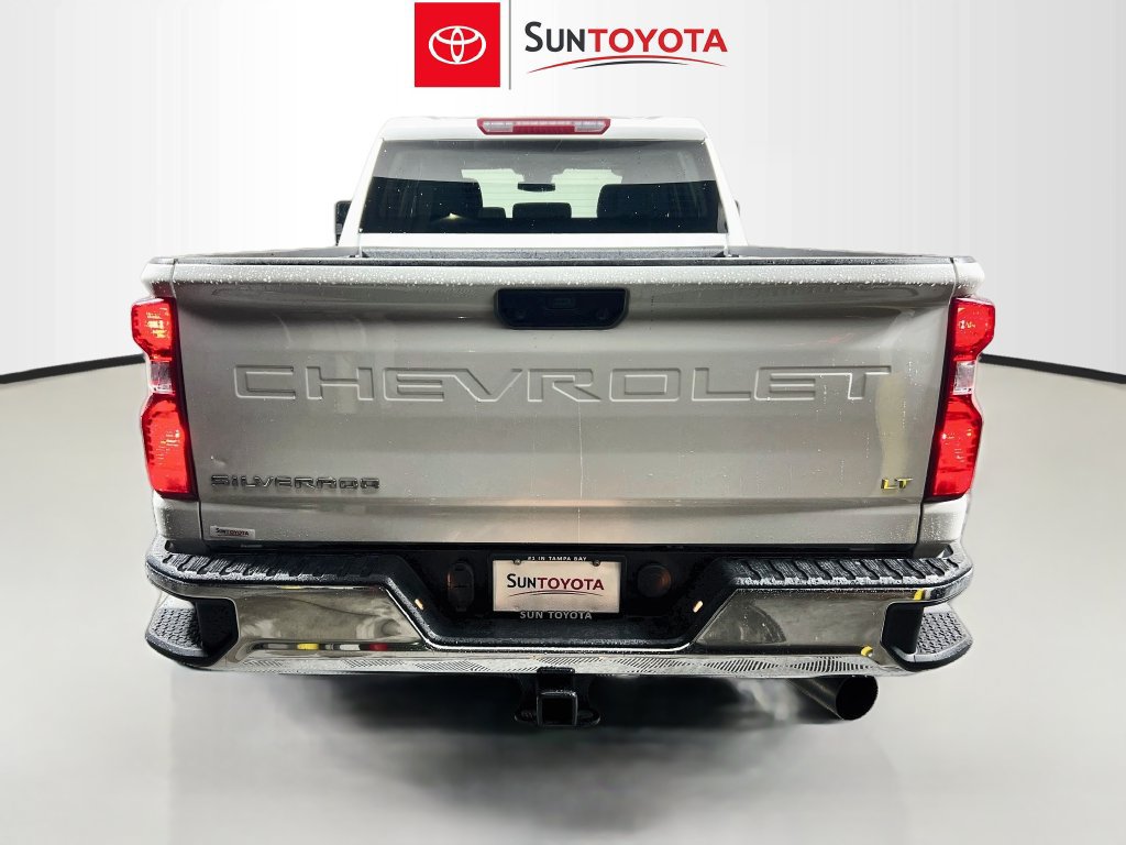 Used 2025 Chevrolet Silverado 2500 LT w/ Convenience Package AWD/4WD image 4