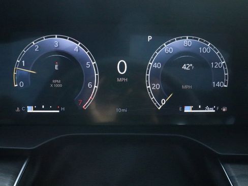 New 2025 Jeep Grand Cherokee Limited image 4