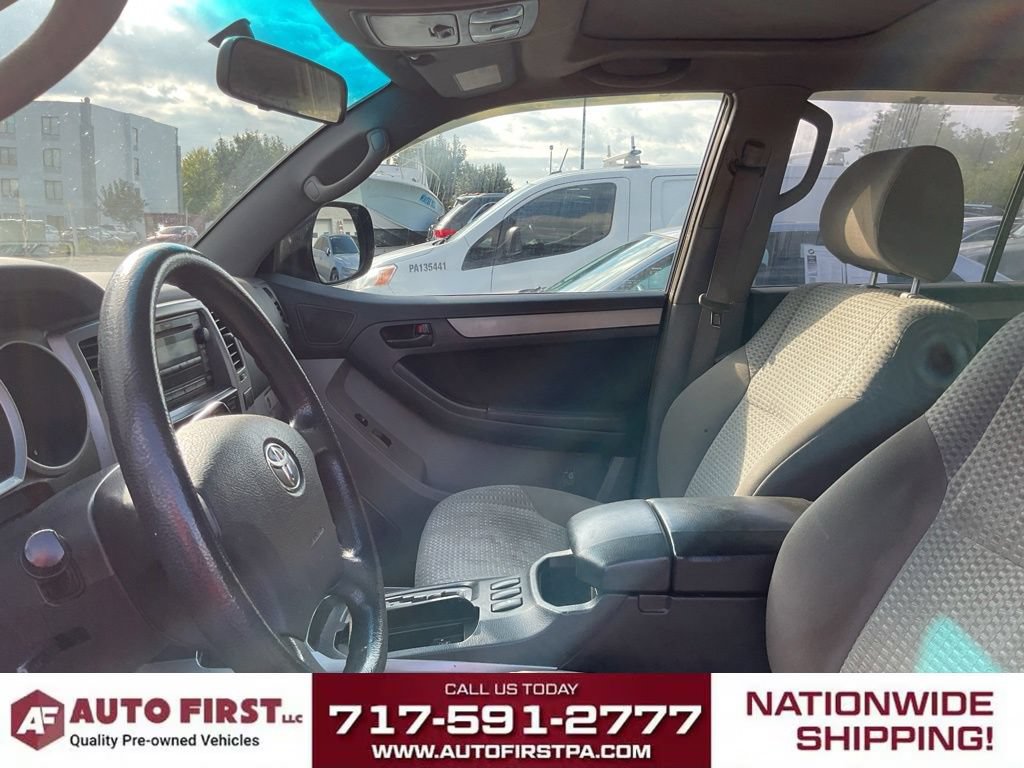 Used 2006 Toyota 4Runner SR5 AWD/4WD image 6