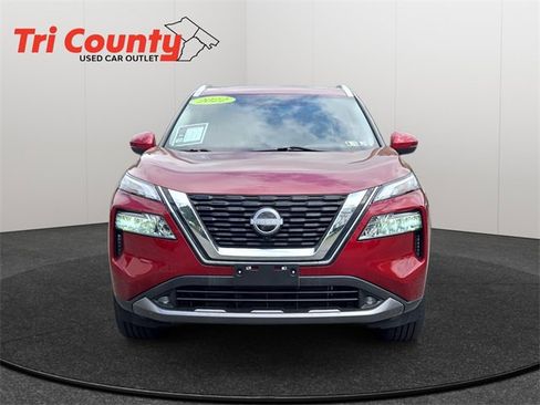 Used 2022 Nissan Rogue SL image 2