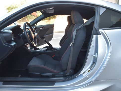 Used 2023 Subaru BRZ Premium RWD image 16