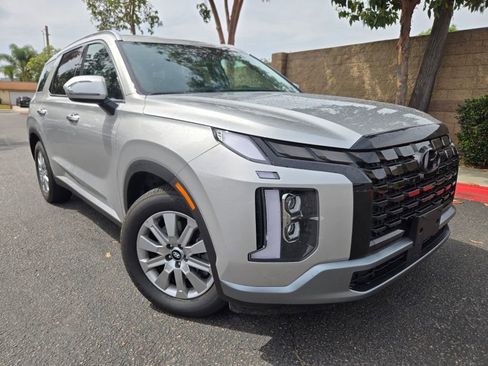 Used 2025 Hyundai Palisade SEL image 2