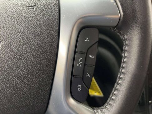 Used 2016 Chevrolet Traverse LT w/ Style and Technology Package image 35