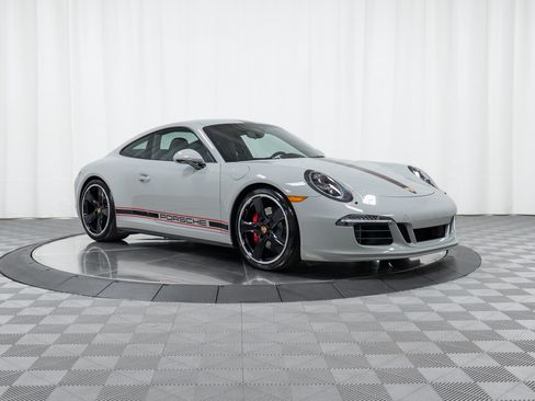 Certified 2016 Porsche 911 Carrera GTS RWD image 9