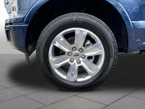 Used 2019 Ford F150 Platinum w/ Equipment Group 701A Luxury image 11