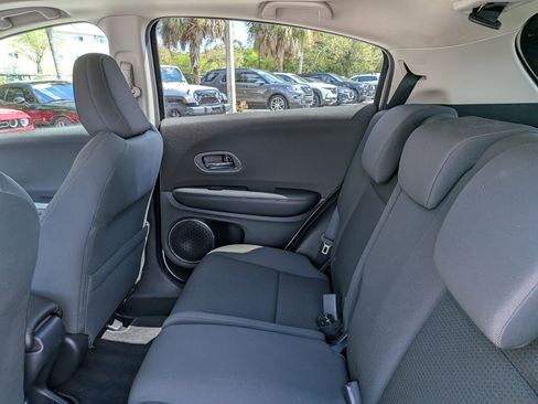 Used 2019 Honda HR-V EX image 14