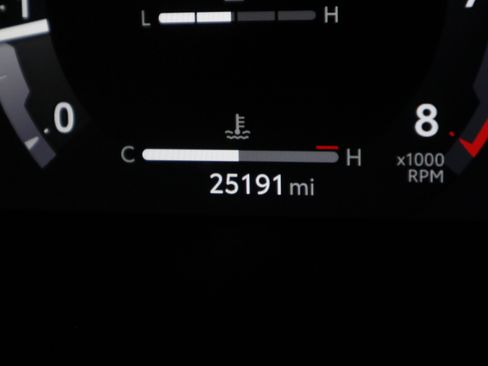Used 2024 Toyota Tacoma TRD Sport w/ TRD Sport Upgrade Package AWD/4WD image 19