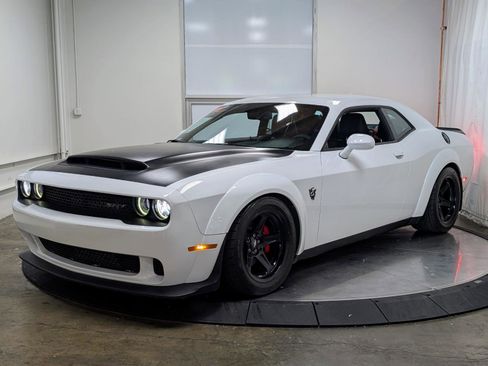 Used 2018 Dodge Challenger SRT Demon RWD image 4