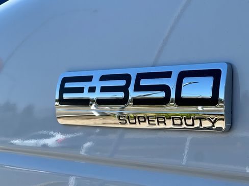 New 2026 Ford E-350 and Econoline 350 Super Duty w/ Power Equipment Group image 19