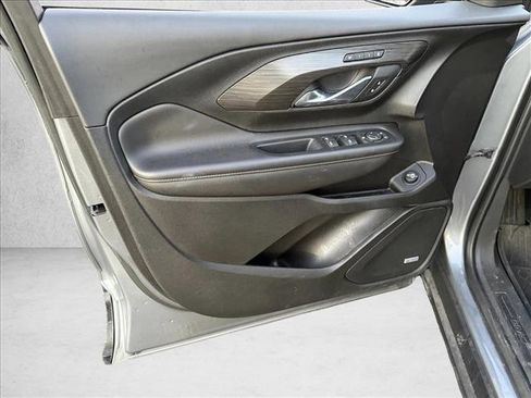 Used 2020 GMC Terrain SLT w/ Preferred Package image 13