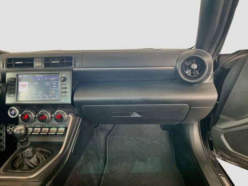 Used 2025 Toyota GR86 Premium RWD image 23