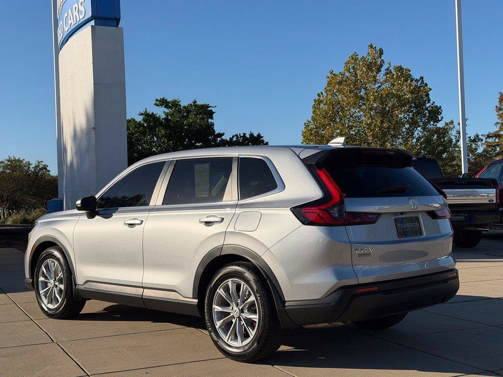 Used 2025 Honda CR-V EX-L image 6
