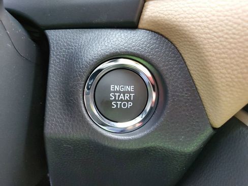 New 2025 Toyota RAV4 XLE image 31